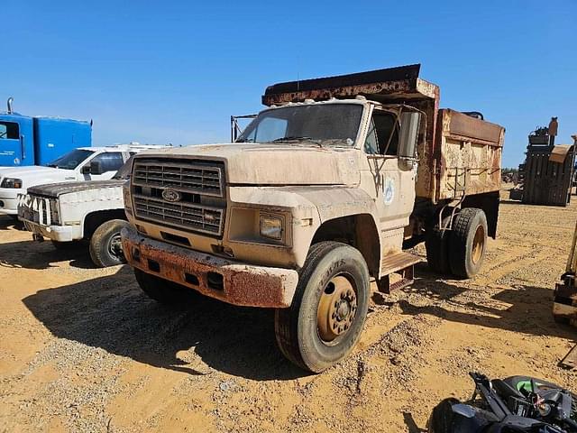 Image of Ford F-SERIES equipment image 1