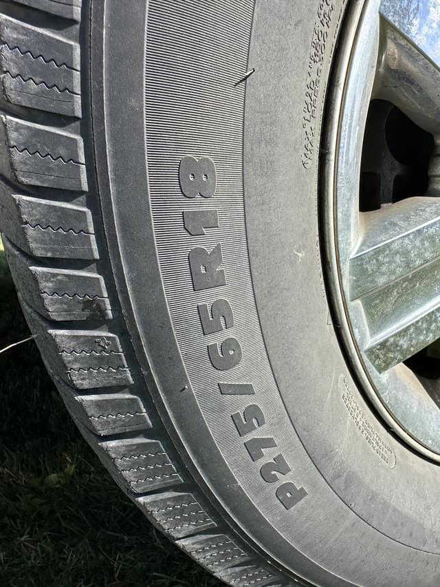 Image of Ford F-150 equipment image 4