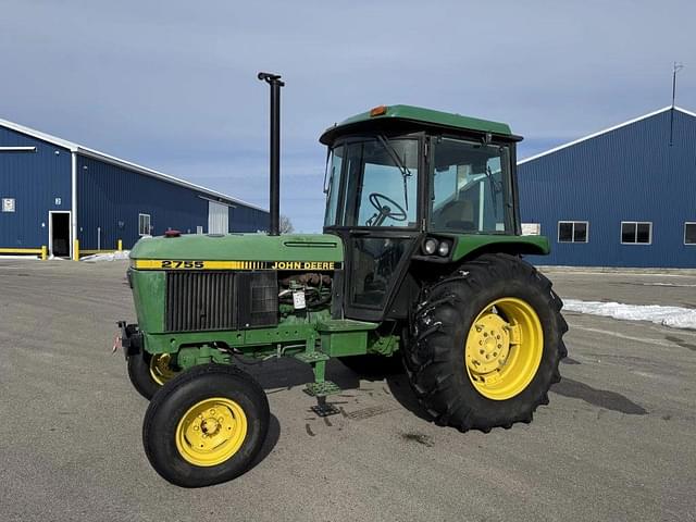 Image of John Deere 2755 equipment image 1