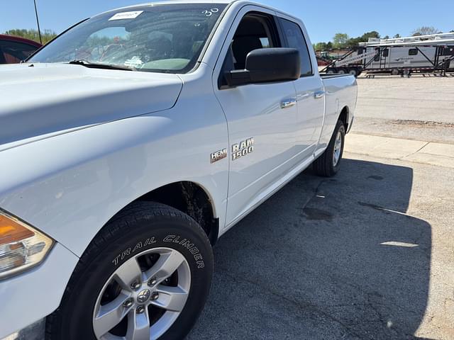Image of Dodge Ram 1500 equipment image 1