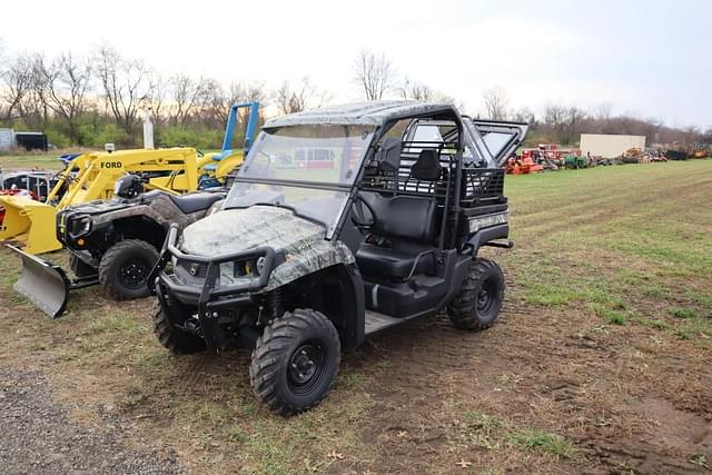 Image of John Deere XUV 550 equipment image 1