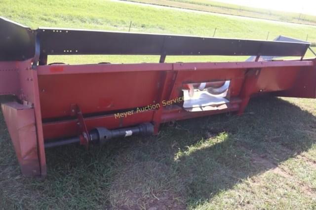 Image of Case IH 1063 equipment image 2