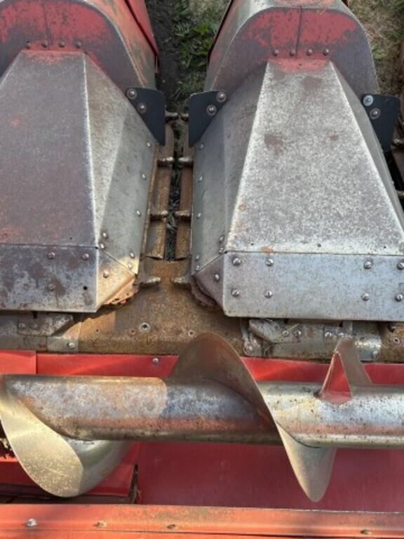 Image of Case IH 1063 equipment image 4