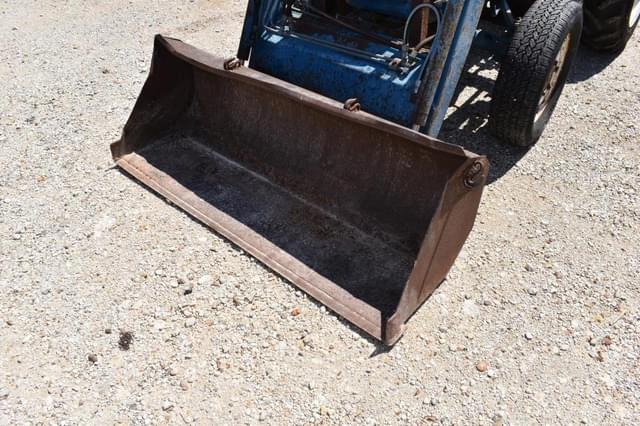 Image of Ford 1710 equipment image 2