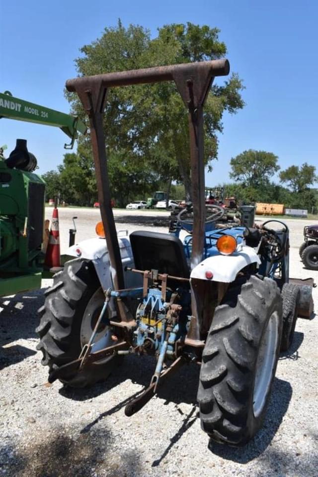 Image of Ford 1710 equipment image 4