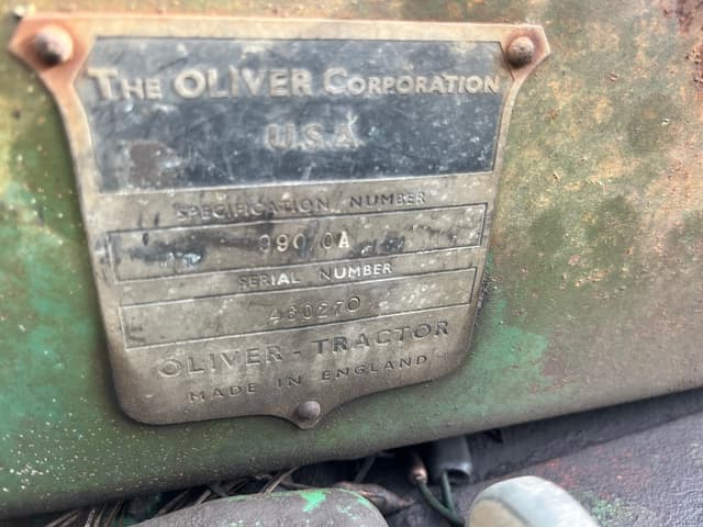 Image of Oliver 600 equipment image 1