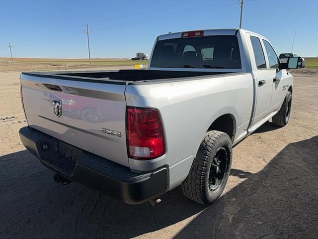 Image of Dodge Ram 1500 equipment image 3