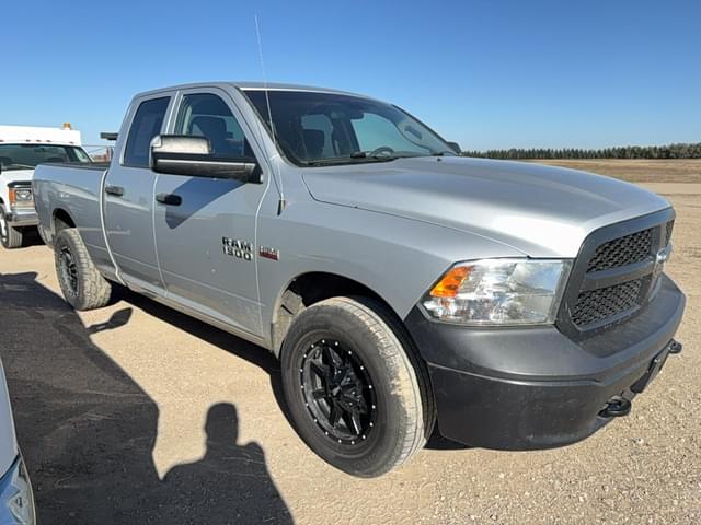Image of Dodge Ram 1500 equipment image 4