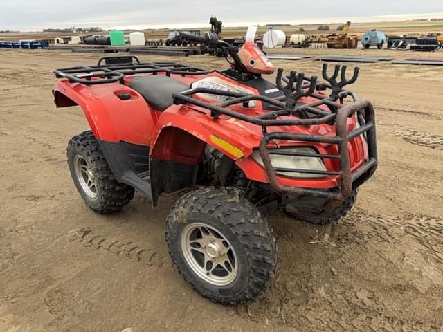 Image of Arctic Cat 700 equipment image 4