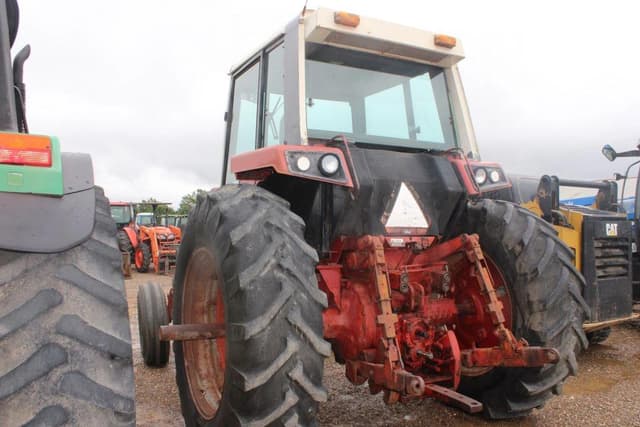 Image of International Harvester 1086 equipment image 1