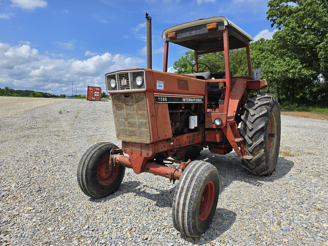 Image of International Harvester 1086 Primary image