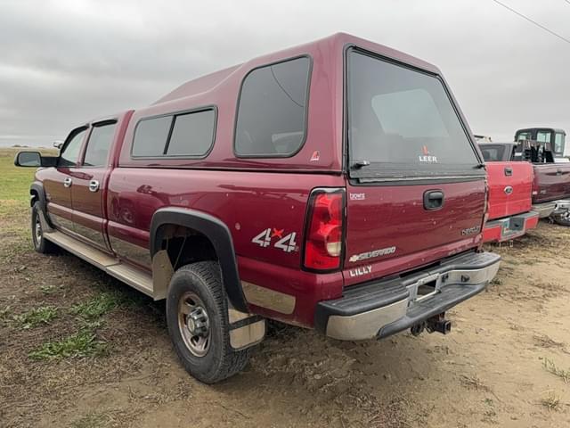 Image of Chevrolet 2500HD equipment image 1