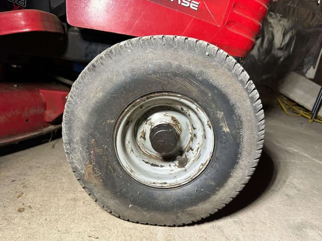 Image of Toro Wheel Horse equipment image 3