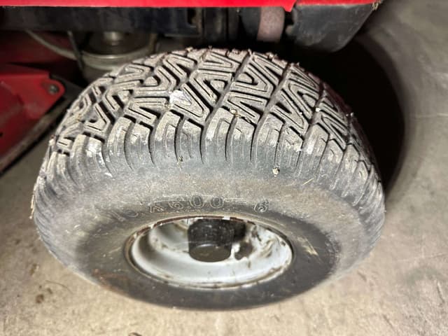 Image of Toro Wheel Horse equipment image 4