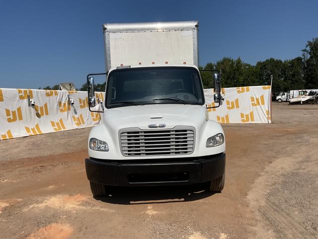 Image of Freightliner M2 equipment image 1