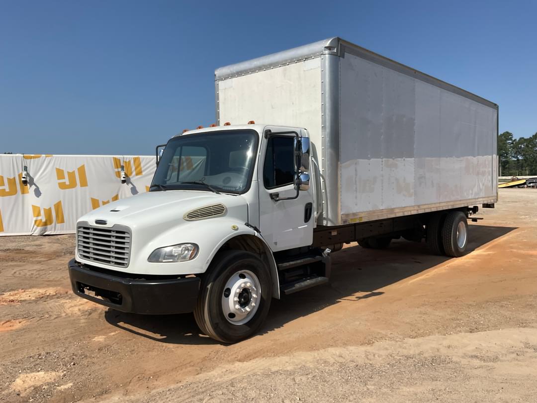 Image of Freightliner M2 Primary image