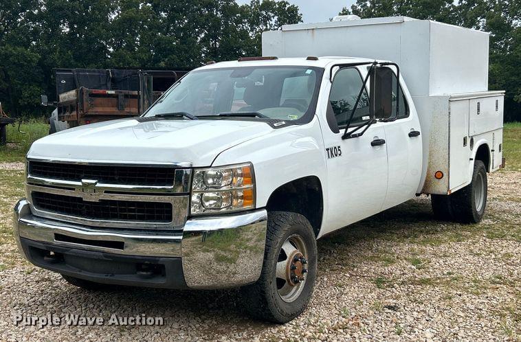 Image of Chevrolet 3500HD Primary image