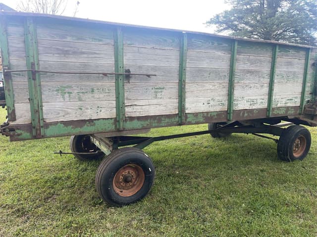 Image of John Deere 115 equipment image 2