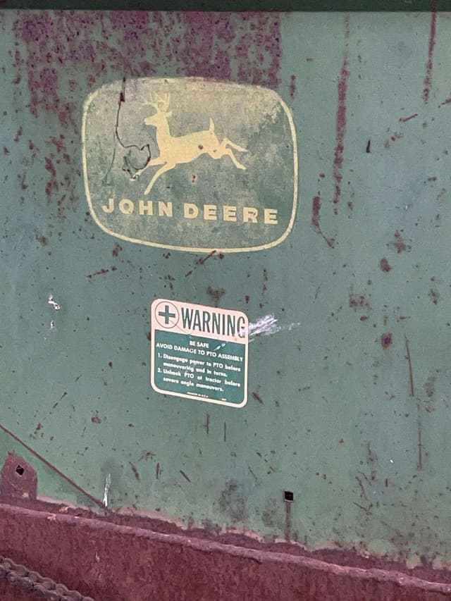 Image of John Deere 115 equipment image 4