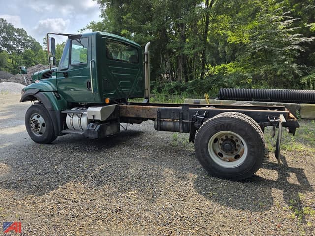 Image of International Workstar 7500 equipment image 1