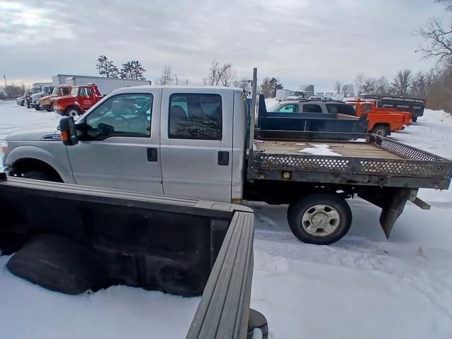 Image of Ford F-250 equipment image 2