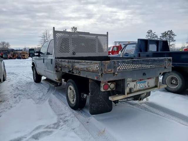 Image of Ford F-250 equipment image 3