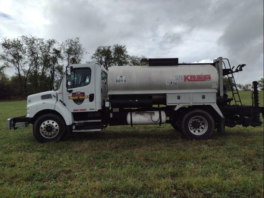 Image of Freightliner M2 Primary image
