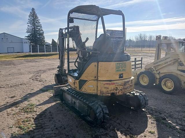 Image of John Deere 27D equipment image 2