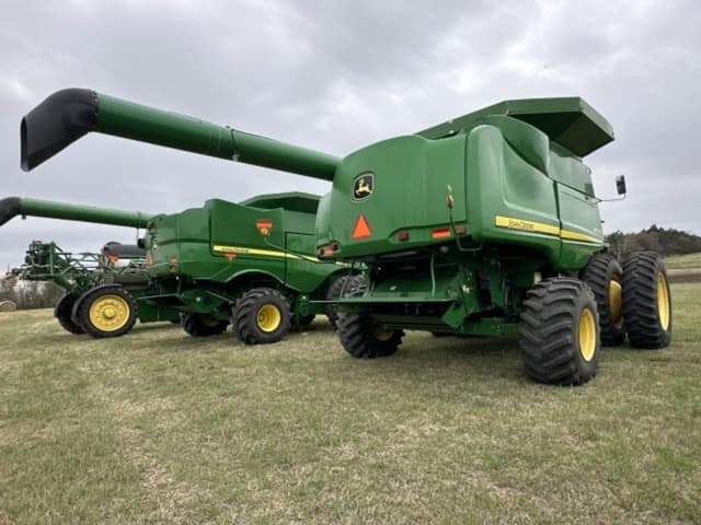 Image of John Deere 9870 STS equipment image 2