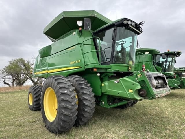 Image of John Deere 9870 STS equipment image 1