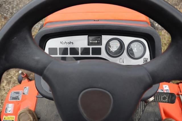 Image of Kubota BX2200 equipment image 3