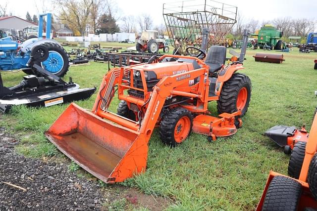 Image of Kubota B7800 equipment image 1