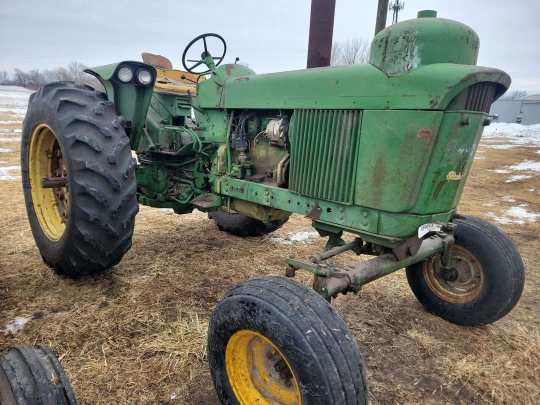 Image of John Deere 3020 Primary image