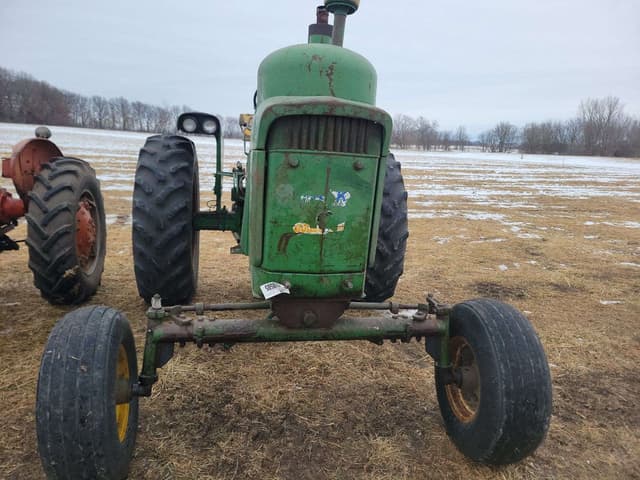 Image of John Deere 3020 equipment image 2