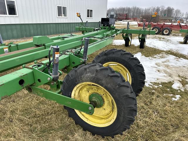 Image of John Deere 1770 equipment image 3