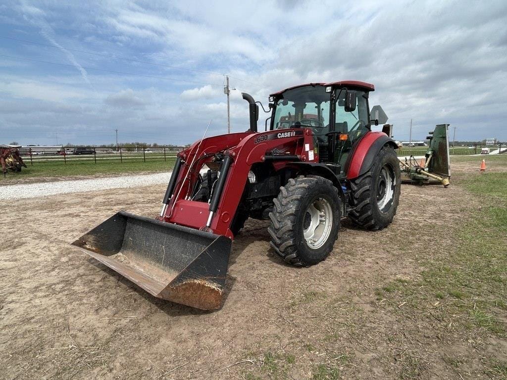 Main image Case IH Farmall 110C