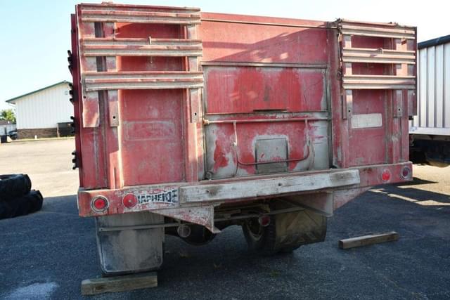 Image of Chevrolet C50 equipment image 4
