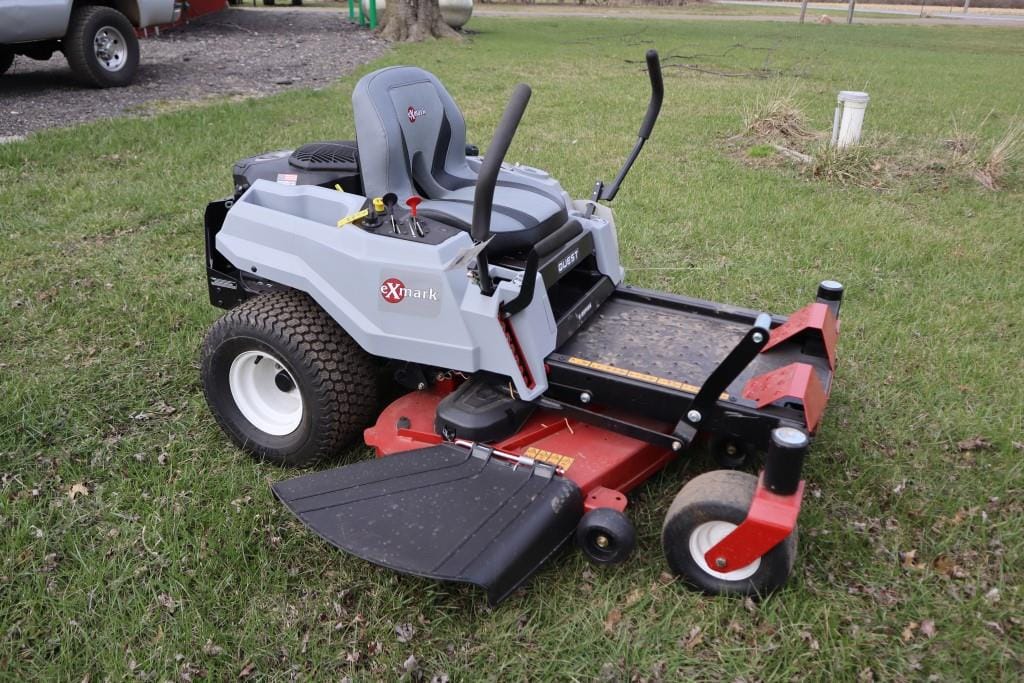 Main image Exmark Quest