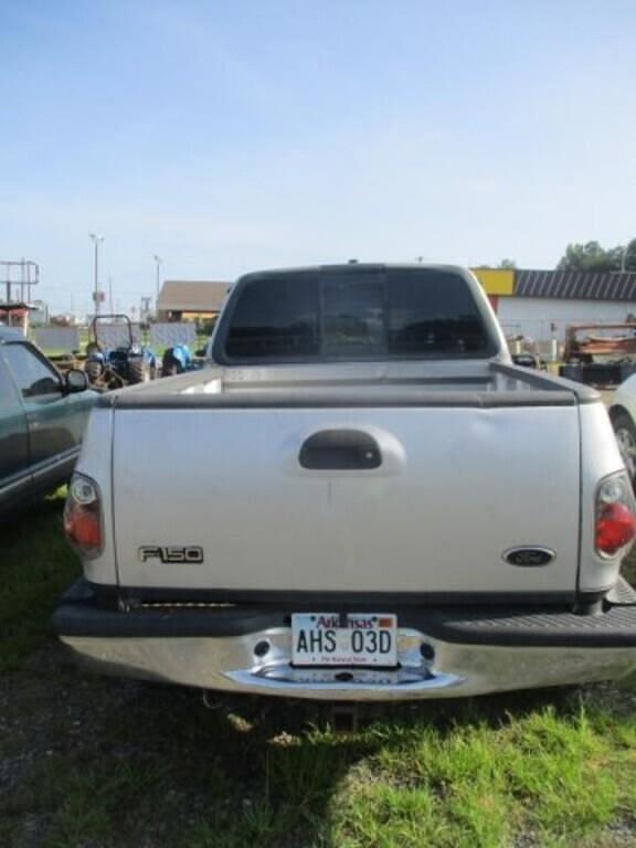 Image of Ford F-150 equipment image 3