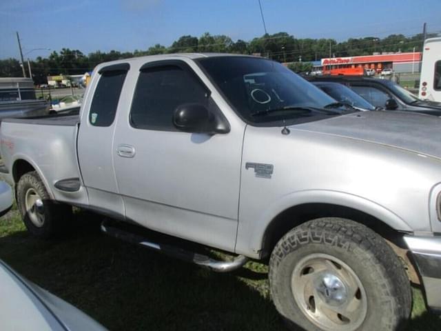 Image of Ford F-150 equipment image 2