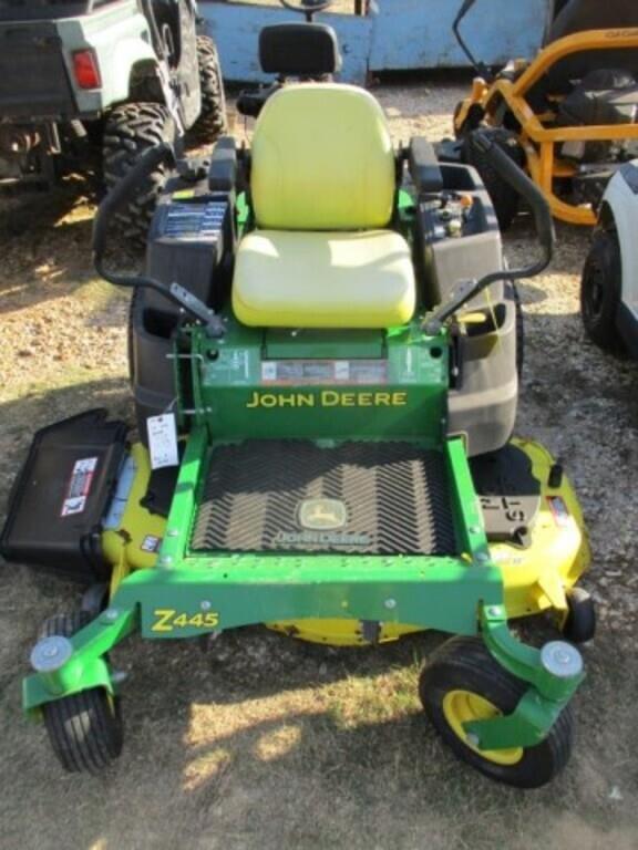 Image of John Deere Z445 Primary image