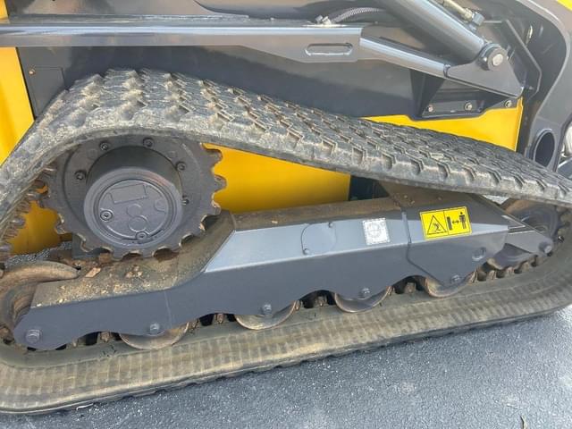 Image of New Holland C345 equipment image 4