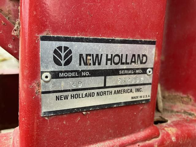 Image of New Holland 40 equipment image 4