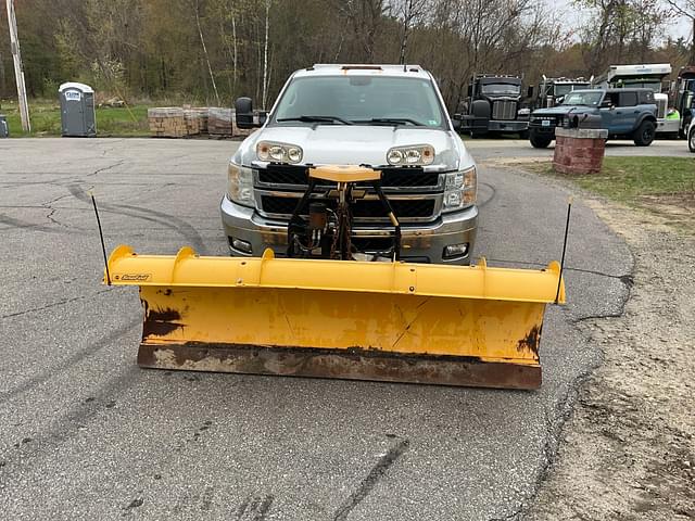 Image of Chevrolet Silverado equipment image 1