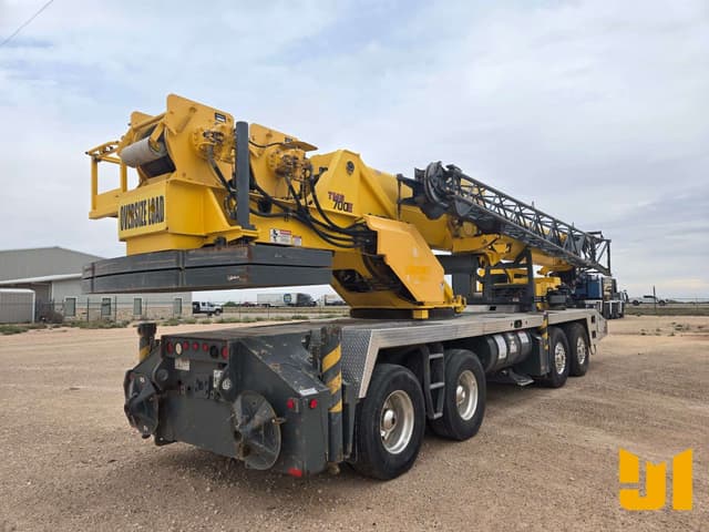 Image of Grove TMS700E equipment image 3