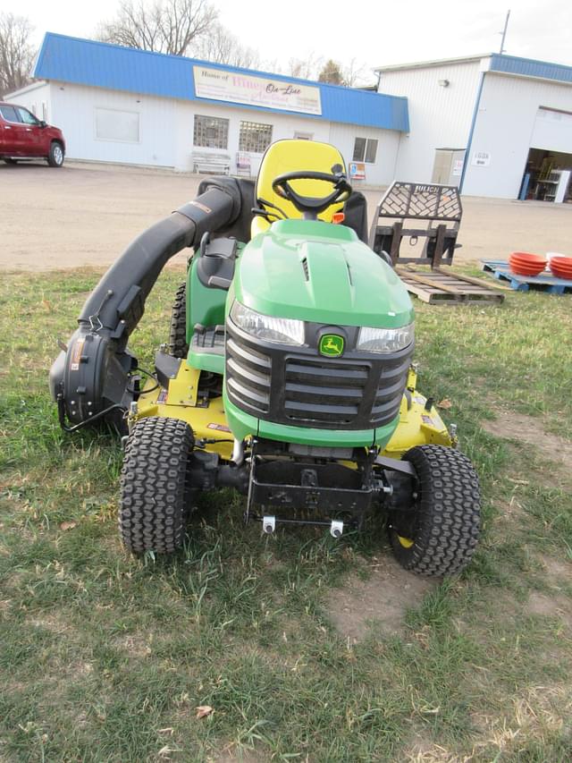 Image of John Deere X739 equipment image 1