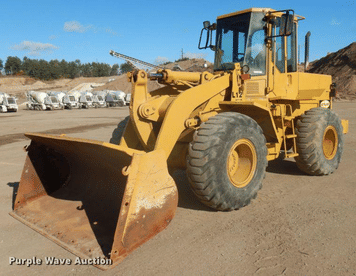 Main image Caterpillar 938F