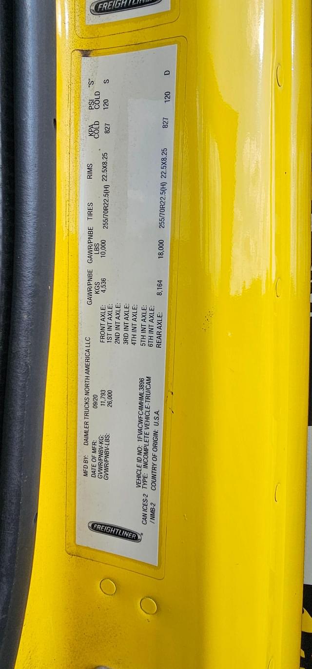 Image of Freightliner M2 equipment image 4