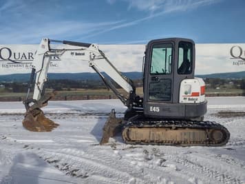 Main image Bobcat E45