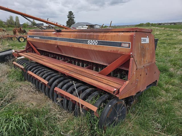 Image of Case IH 6200 equipment image 4